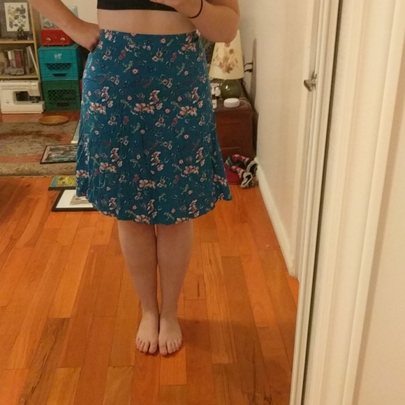 Gap skirt - Picture 1 of 2